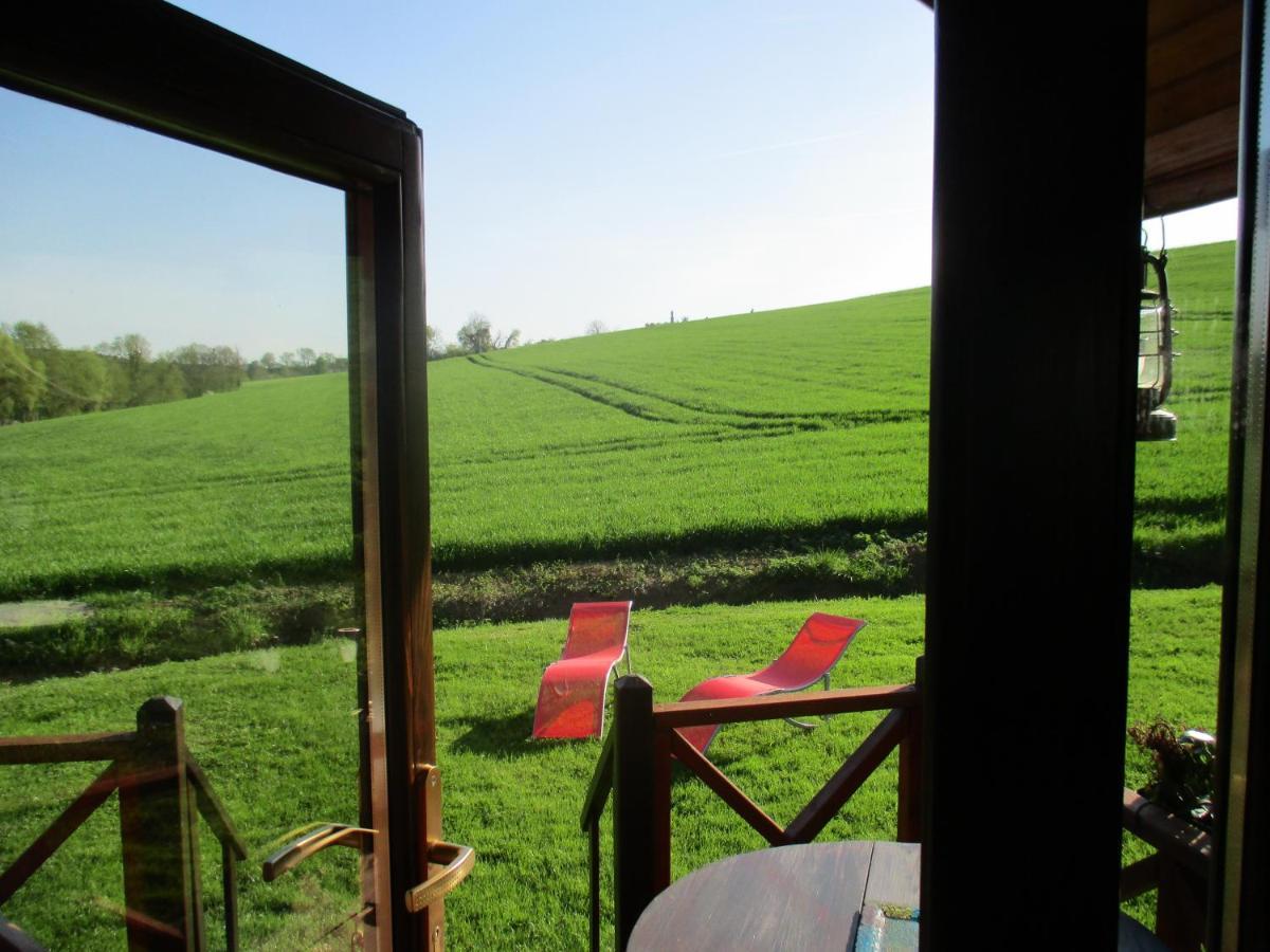 Roulotte Panoramique Du Moulin Bed and Breakfast Châtillon-sur-Marne Εξωτερικό φωτογραφία