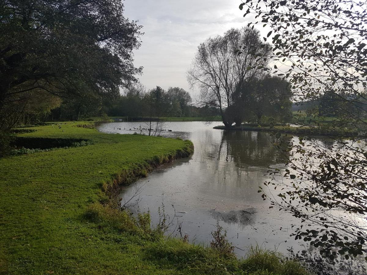 Roulotte Panoramique Du Moulin Bed and Breakfast Châtillon-sur-Marne Εξωτερικό φωτογραφία